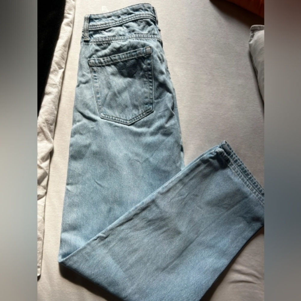 Men's Light Blue Jeans